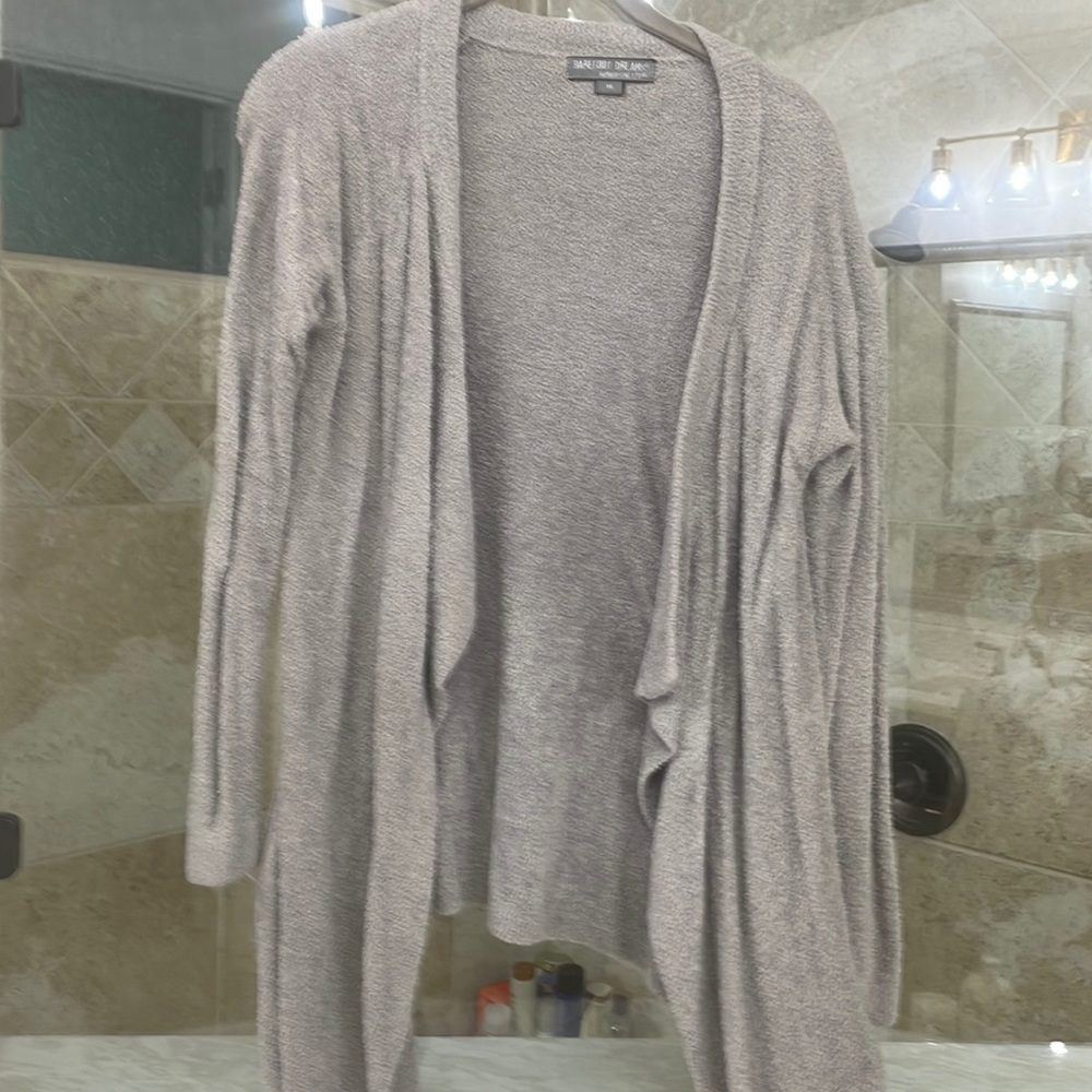Good condition- Barefoot Dreams size Medium cardigan